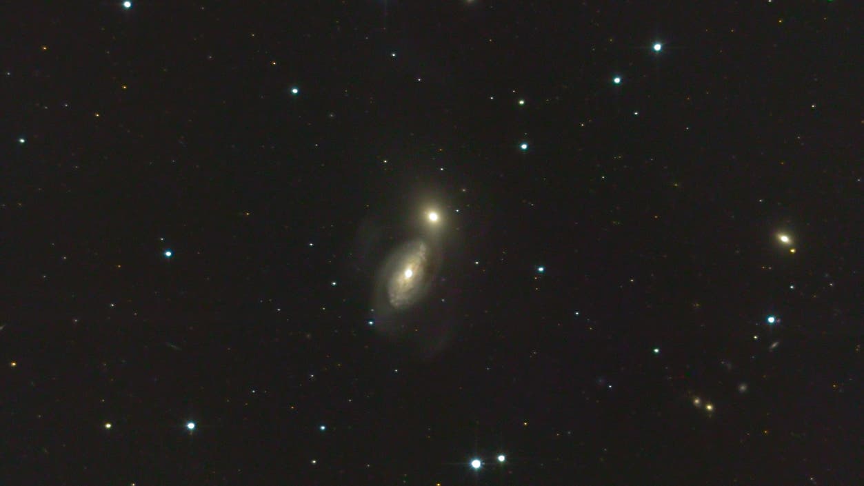NGC3226/3227 Arp 94 Spektrum der Wissenschaft